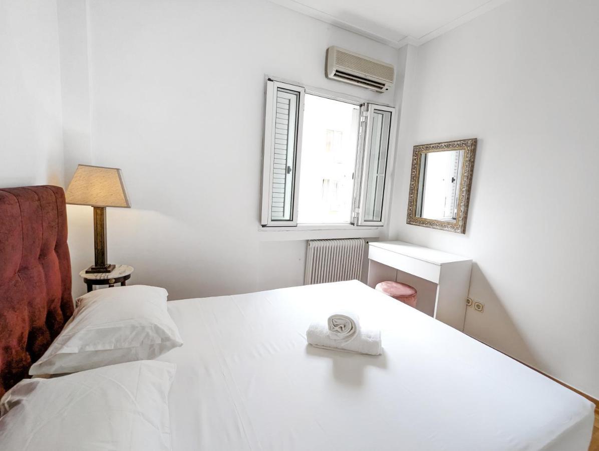 Victroria Grand Palace Apartment Atény Exteriér fotografie